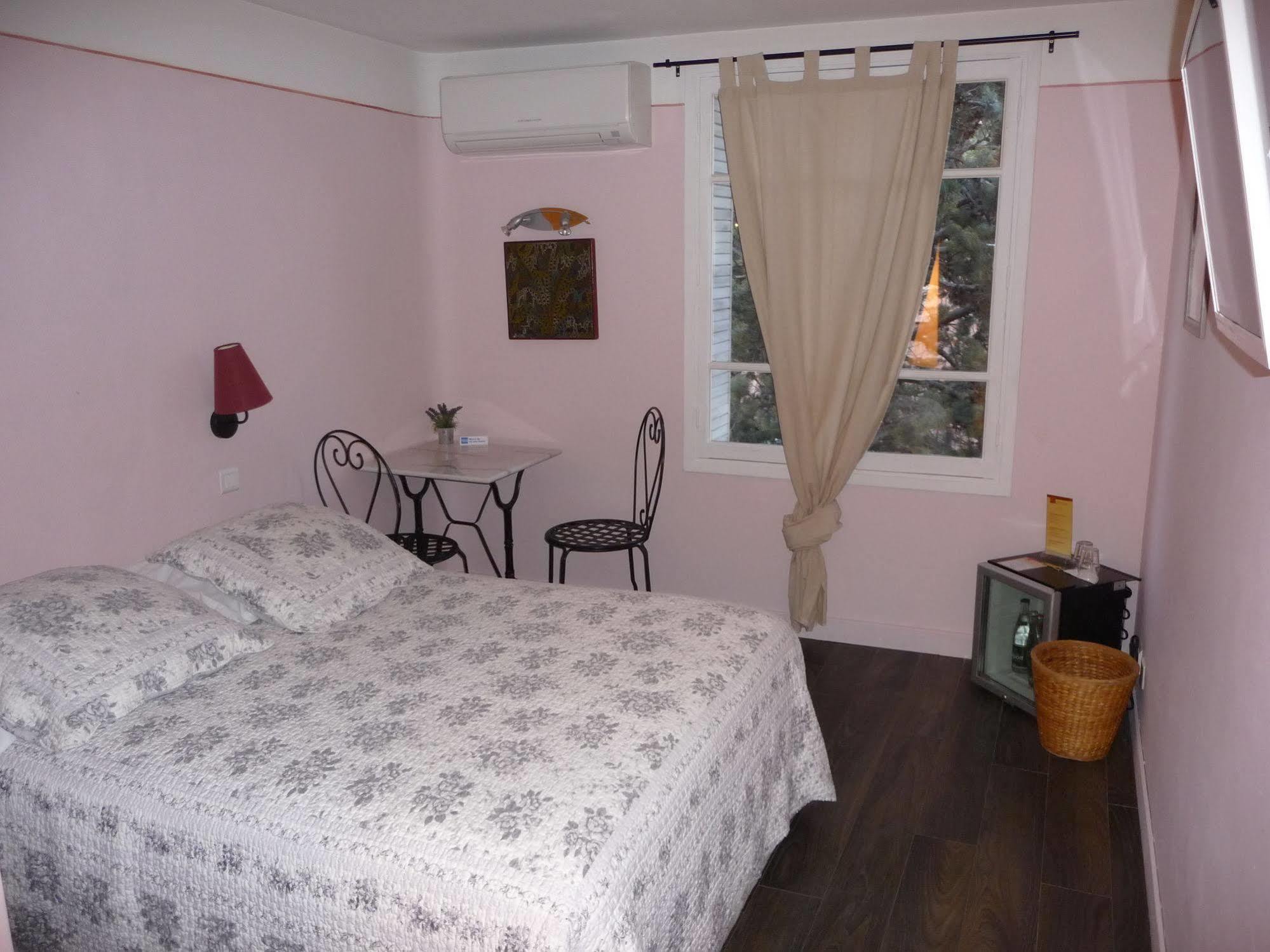 Hotel Ermitage Les Angles  Dış mekan fotoğraf